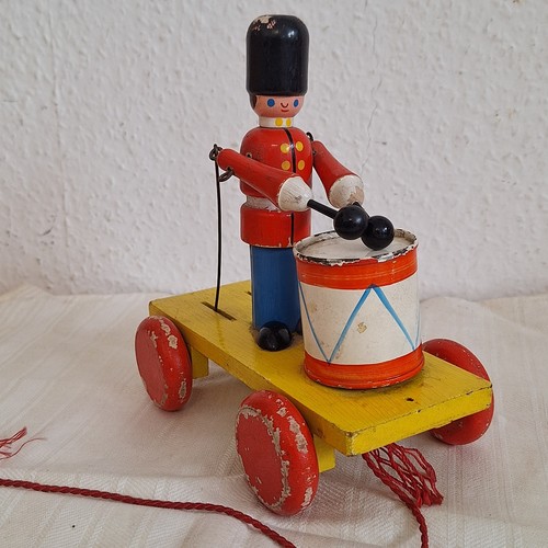 Altes ddr spielzeug - altes, holz